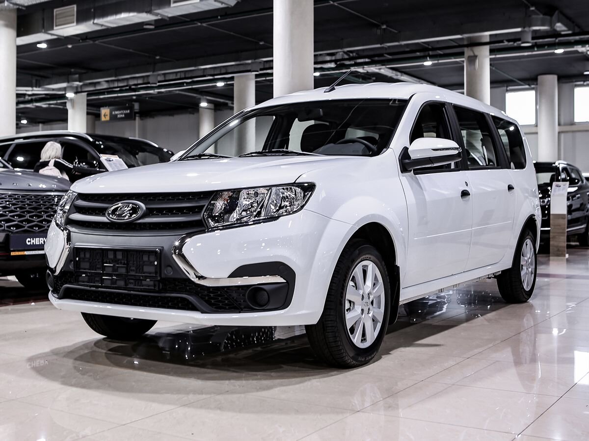 Купить Largus с пробегом