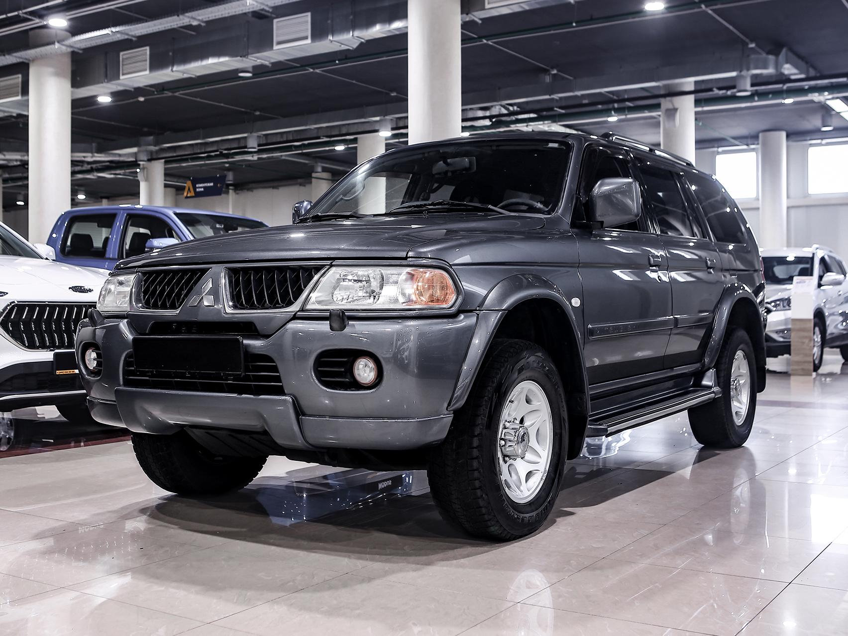 Купить Pajero Sport с пробегом