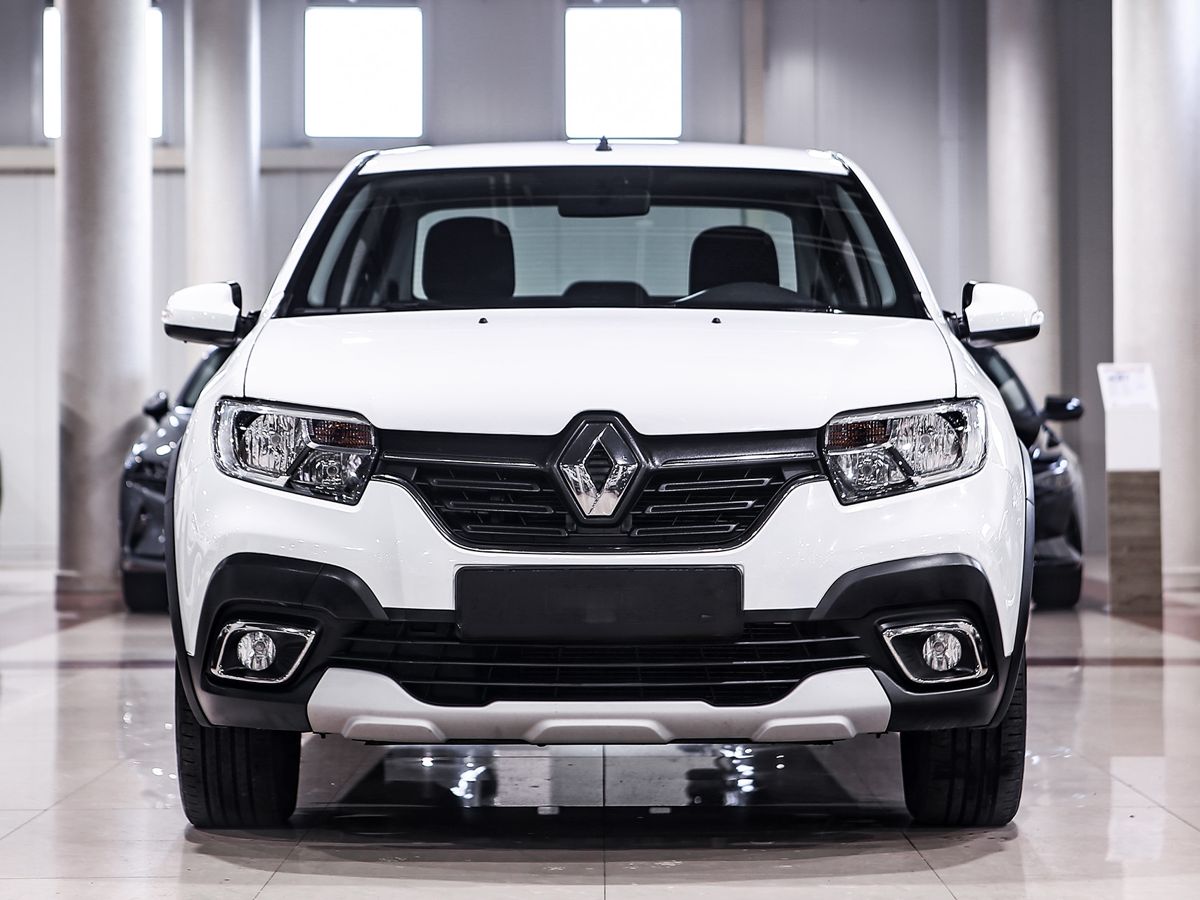 Купить Logan с пробегом